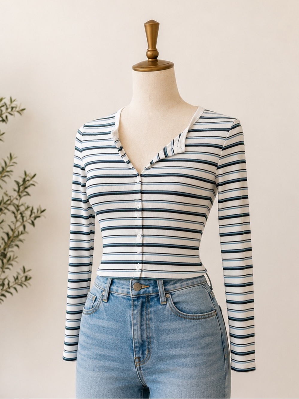 American Eagle Outfitters Striped Button-Front Long Sleeve Top S
